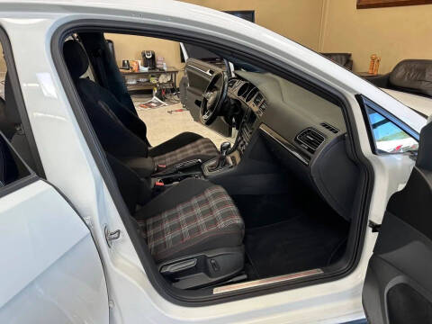 2016 Volkswagen Golf GTI