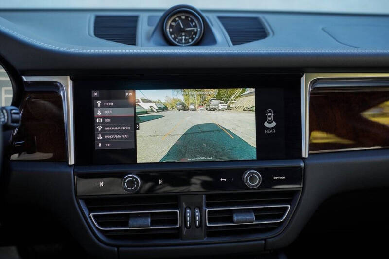 2023 Porsche Macan S