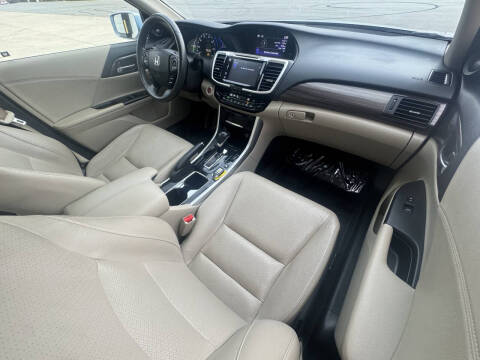 2017 Honda Accord Hybrid EX-L