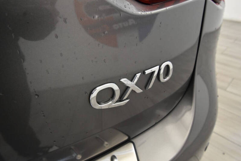 2015 Infiniti QX70