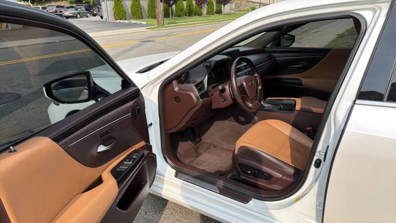 2020 Lexus ES 350