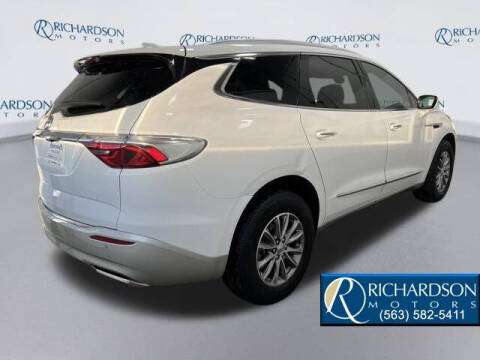 2024 Buick Enclave Premium