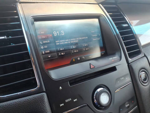 2013 Ford Taurus SEL