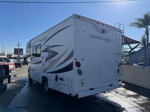 2013 Ford E-Series E-350 SD