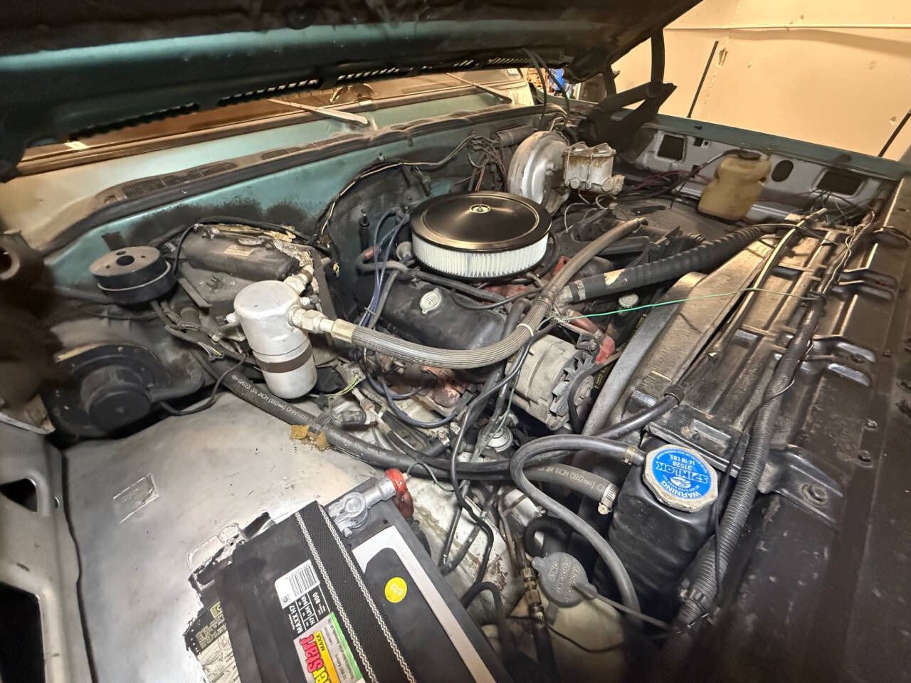 1977 Chevrolet Suburban 49