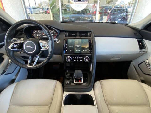 2022 Jaguar E-PACE P250 SE