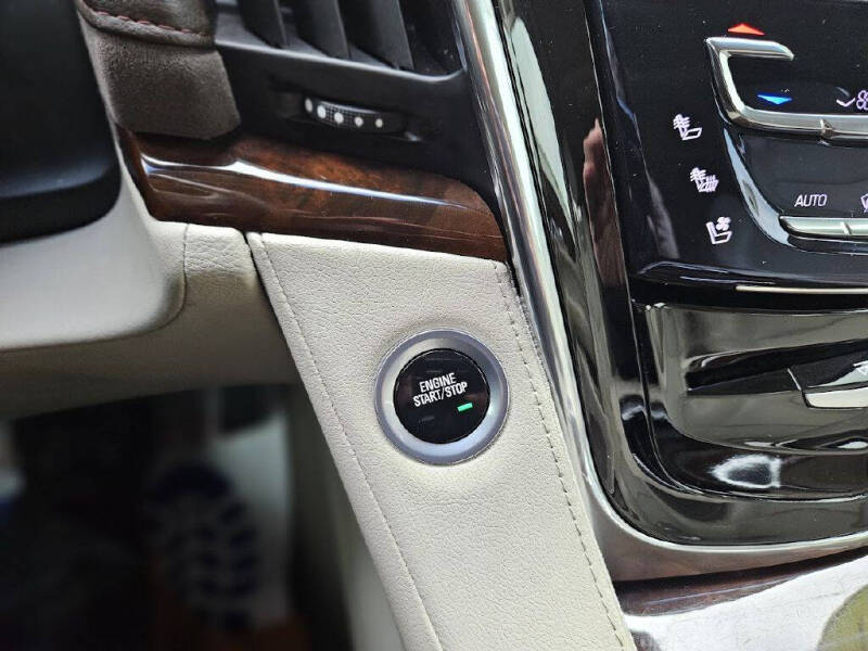 2017 Cadillac Escalade Premium Luxury