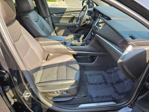 2021 Cadillac XT5 Premium Luxury