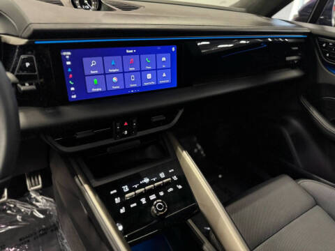 2024 Porsche Macan Turbo Electric