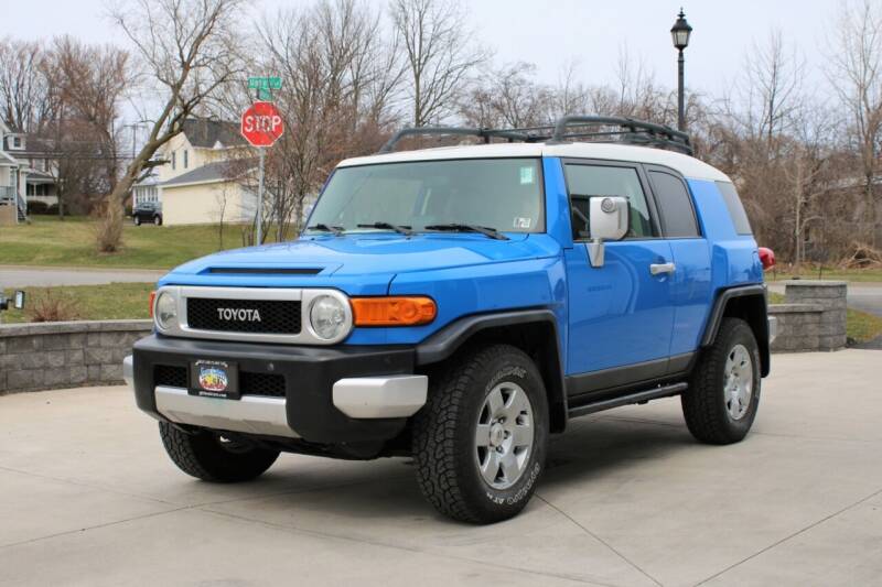 2007 Toyota FJ Cruiser for sale at Great Lakes Classic Cars LLC in Hilton NY