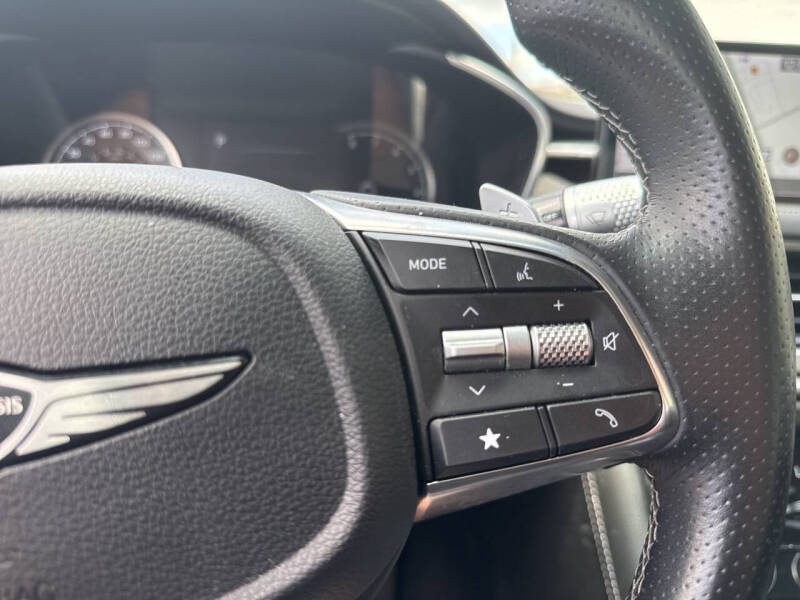2025 Genesis G70 2.5T Standard