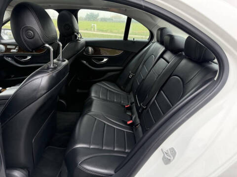 2016 Mercedes-Benz C-Class