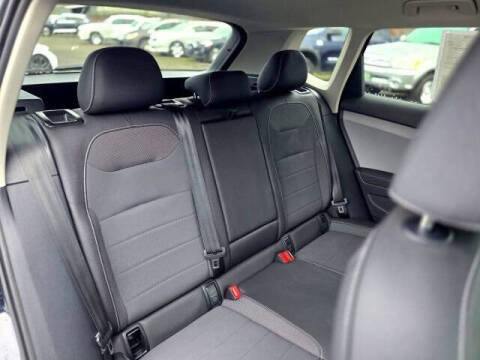 2024 Volkswagen Taos SE 4Motion