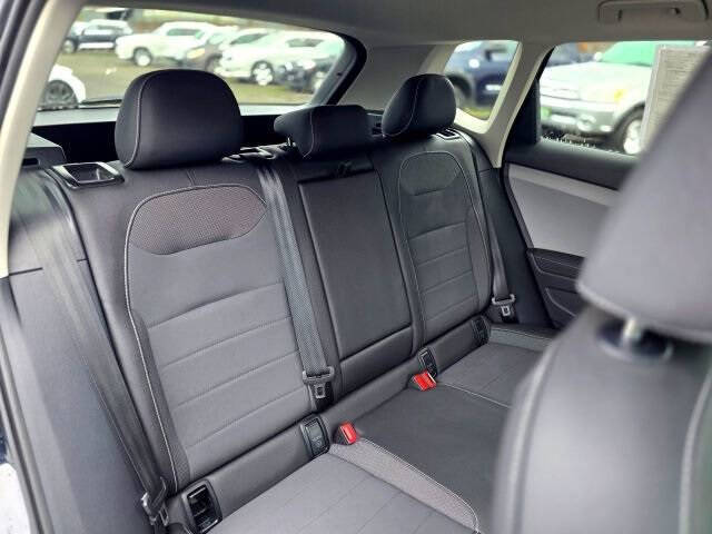 2024 Volkswagen Taos SE 4Motion