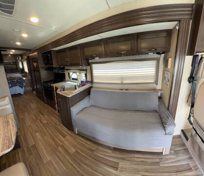 2018 Thor Motor Coach Ace 30.4