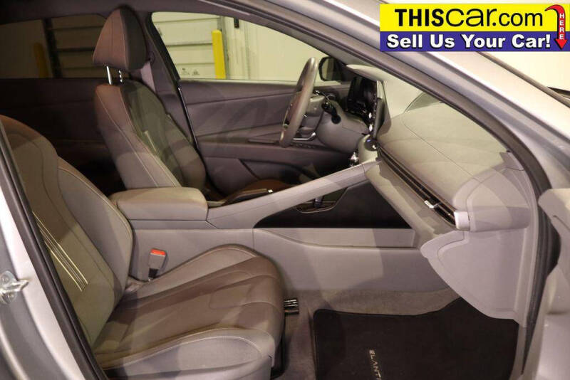 2022 Hyundai Elantra