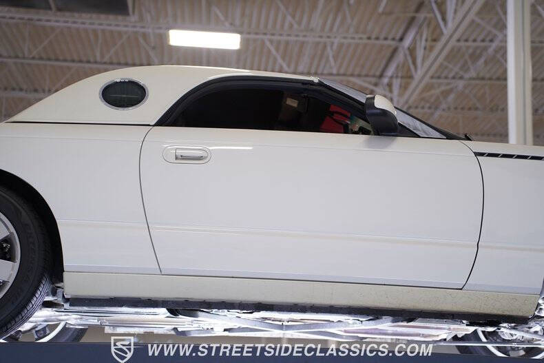 2002 Ford Thunderbird Deluxe