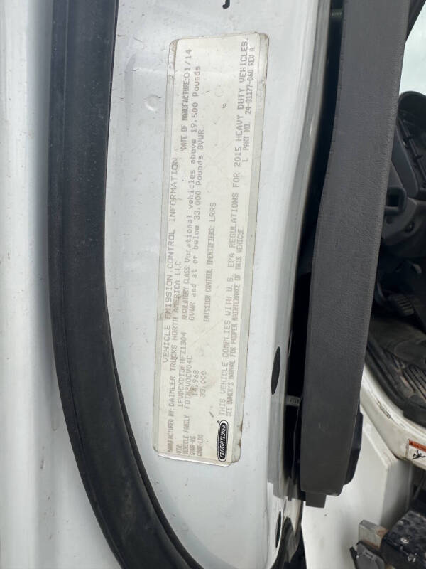 2015 Freightliner M2 106