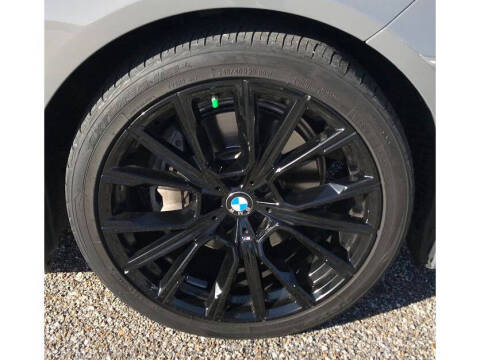 2022 BMW 7 Series 740i