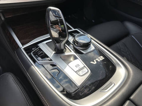 2020 BMW 7 Series M760i xDrive