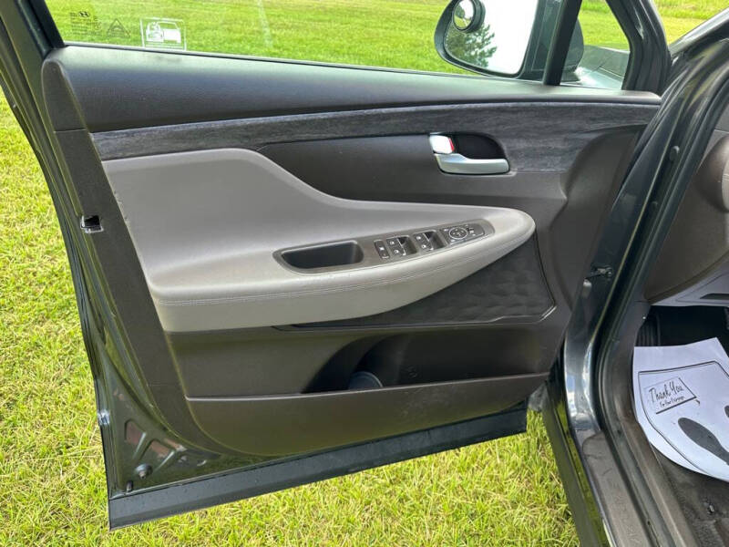 2020 Hyundai Santa Fe SE