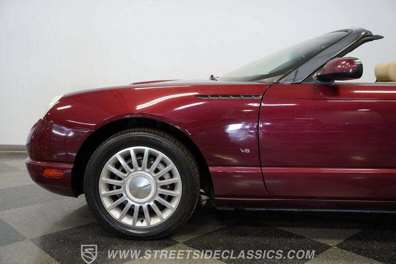 2004 Ford Thunderbird Deluxe