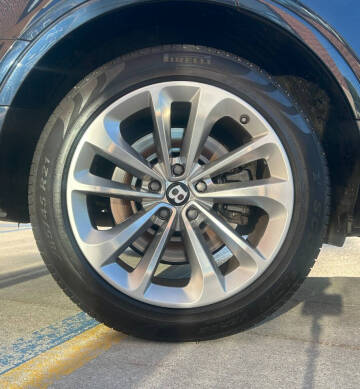 2019 Bentley Bentayga V8