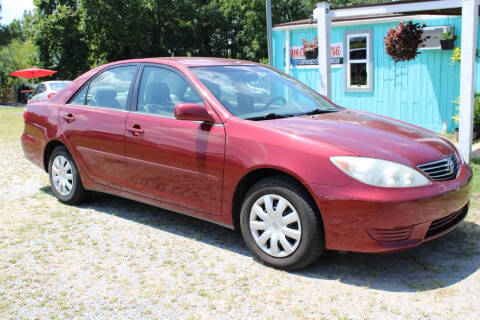 2005 Toyota Camry LE