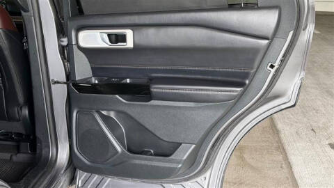 2021 Ford Explorer Platinum