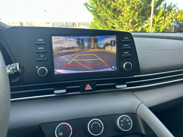 2022 Hyundai Elantra