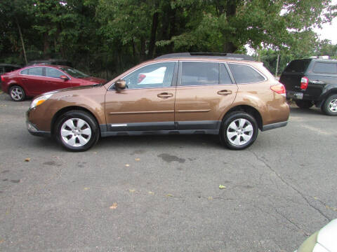 2011 Subaru Outback for sale at Nutmeg Auto Wholesalers Inc in East Hartford CT