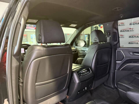 2023 Cadillac Escalade Luxury