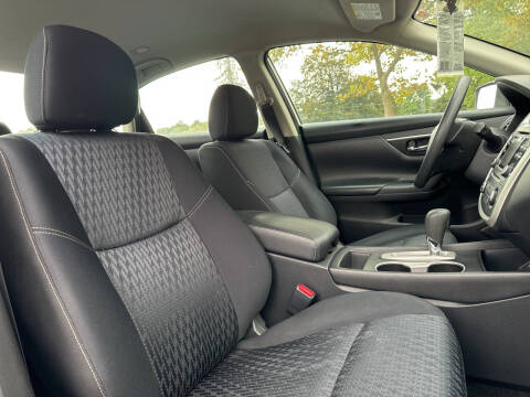 2016 Nissan Altima 2.5 S