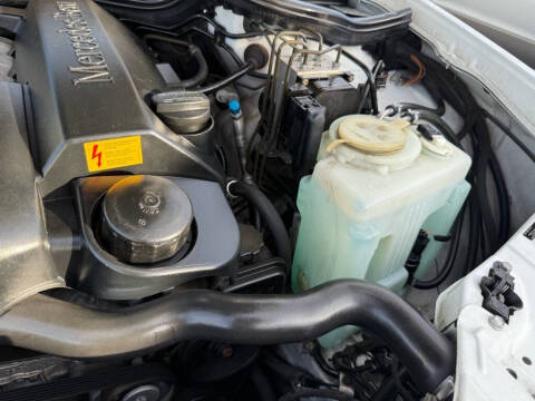 2001 Mercedes-Benz E-Class E 320