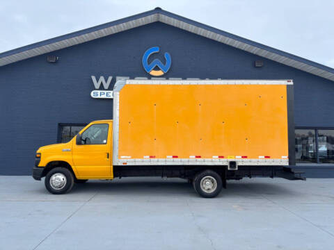 2008 Ford E-450 Box Van