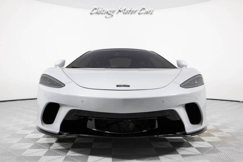 2023 McLaren GT