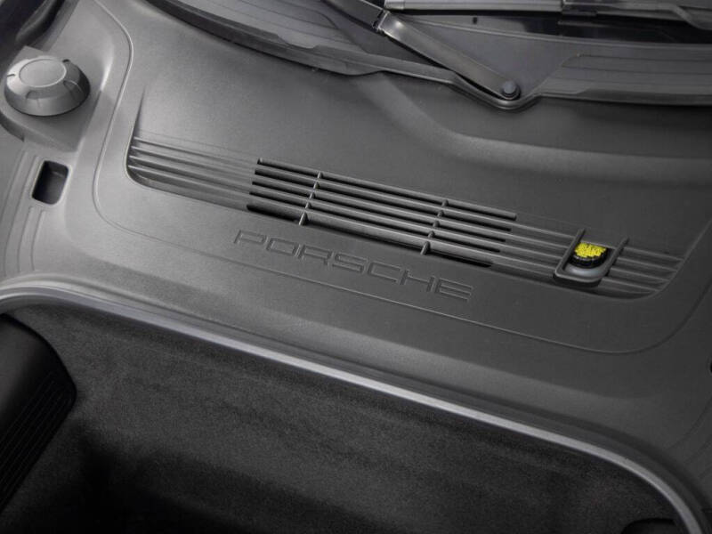 2024 Porsche 718 Cayman S