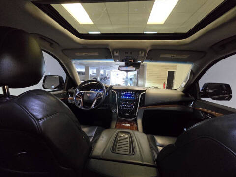 2020 Cadillac Escalade Luxury