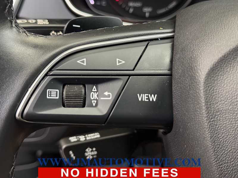 2022 Audi Q5 quattro Premium 40 TFSI