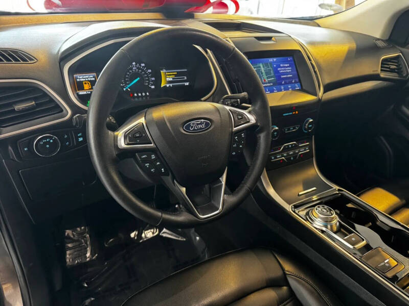 2020 Ford Edge