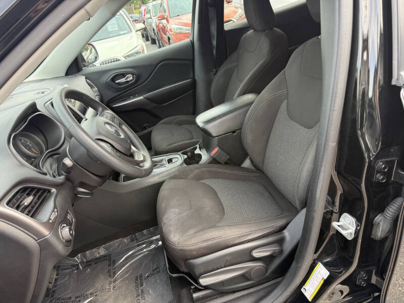 2019 Jeep Cherokee Latitude