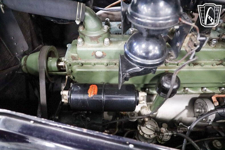 1938 Packard Super Eight