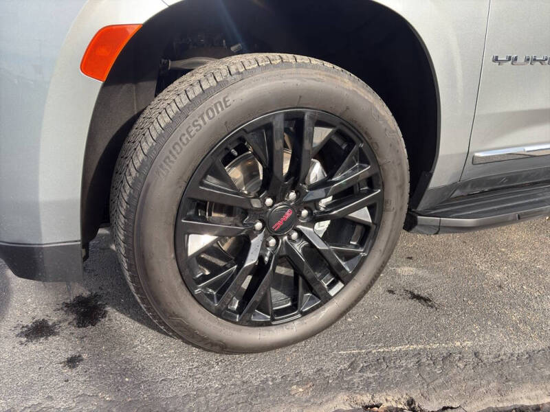 2024 GMC Yukon XL SLT