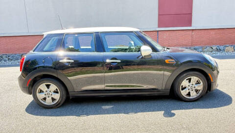 2015 MINI Hardtop 4 Door Cooper