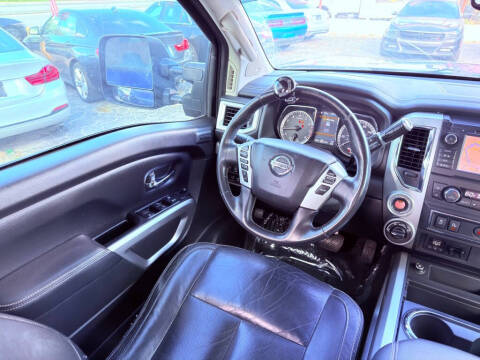 2019 Nissan Titan SV