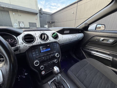 2015 Ford Mustang EcoBoost Premium