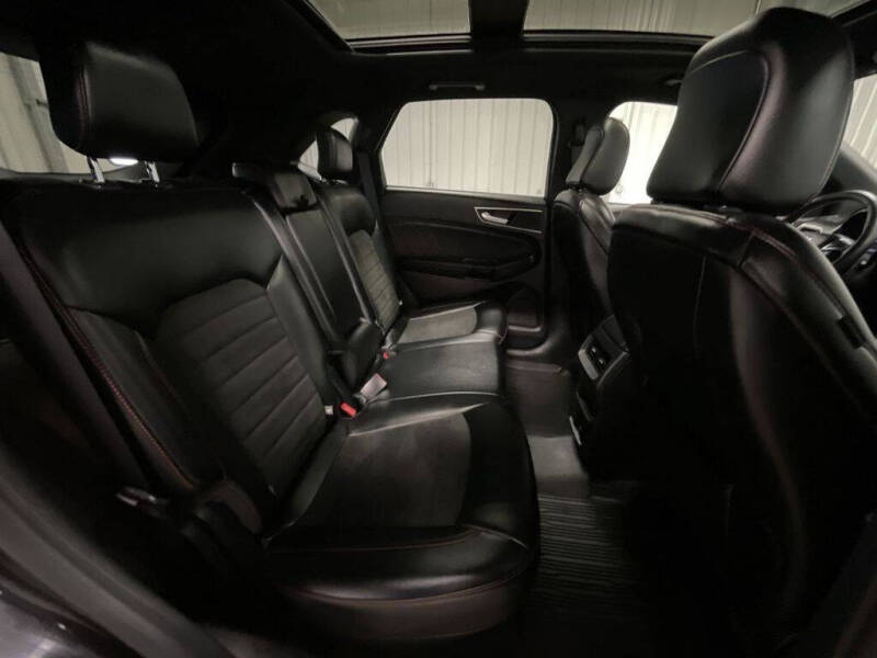 2020 Ford Edge ST Line