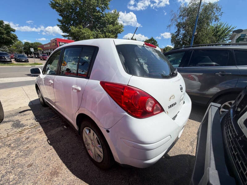 2010 Nissan Versa 1.8 S