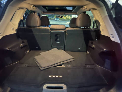 2017 Nissan Rogue SV