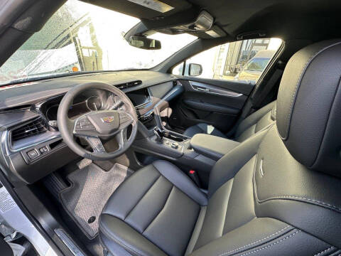 2025 Cadillac XT5